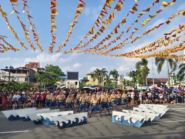 San Joaquin National High School performs Hadang san Pagtubas at the Hadang Festival 2026 street dancing competition, Calbayog City
